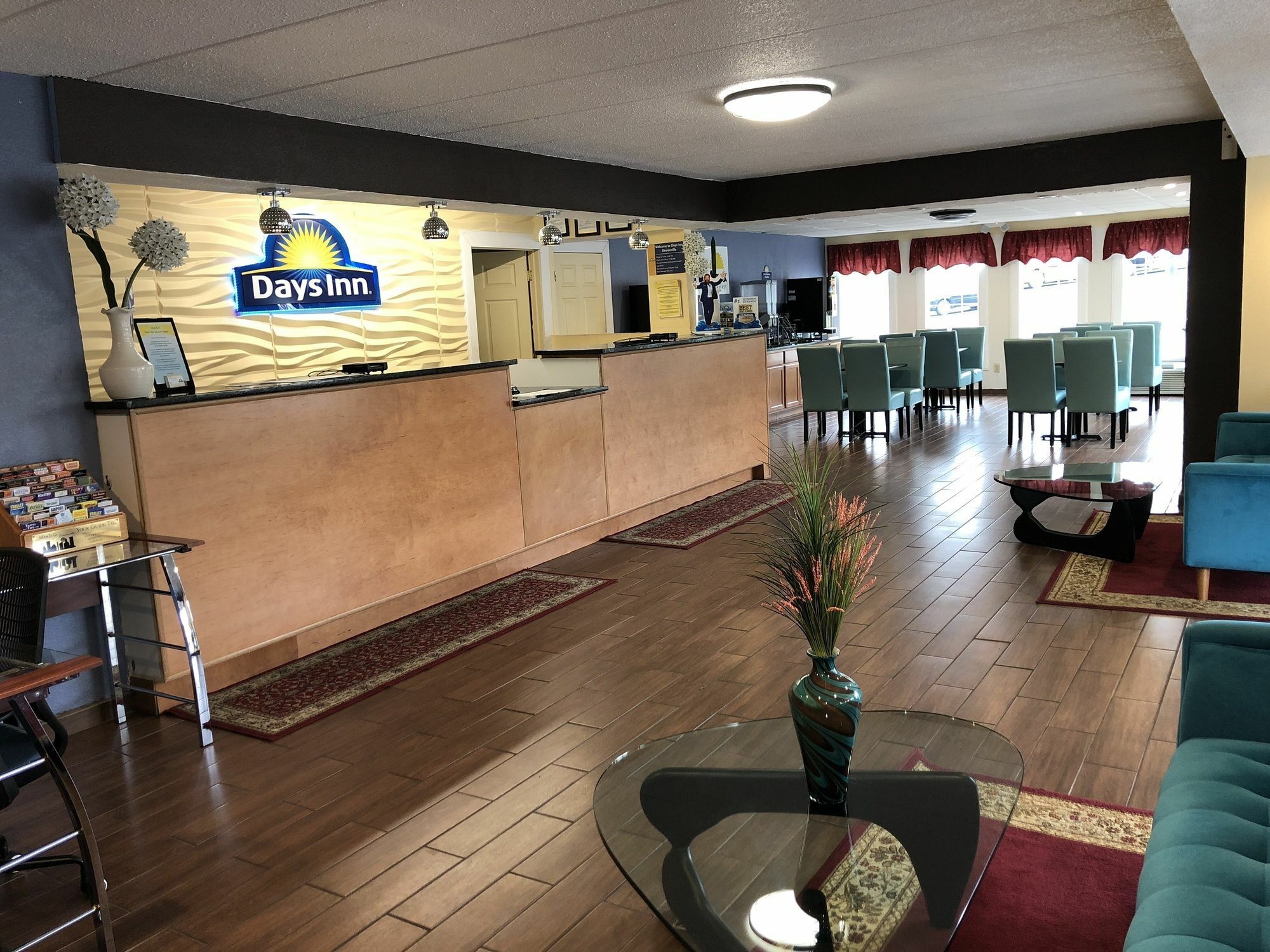 Days Inn By Wyndham Sharonville Exterior foto